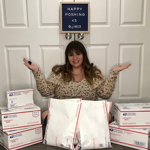 Meet your Posher, Jordan! - Picture 2 of 6